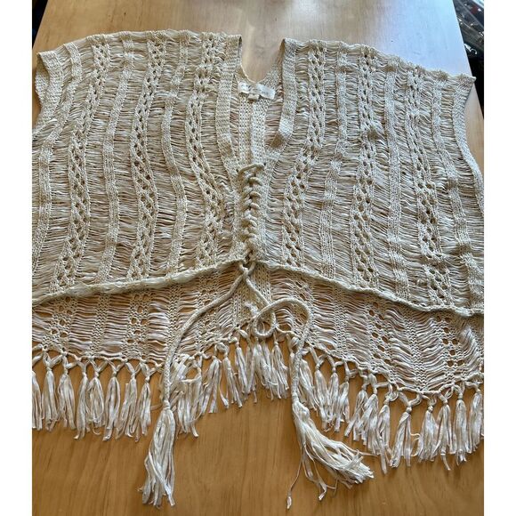 Vintage Havana Sweaters - VINTAGE HAVANA IVORY BOHO FRINGE CARDIGAN‎ SIZE M